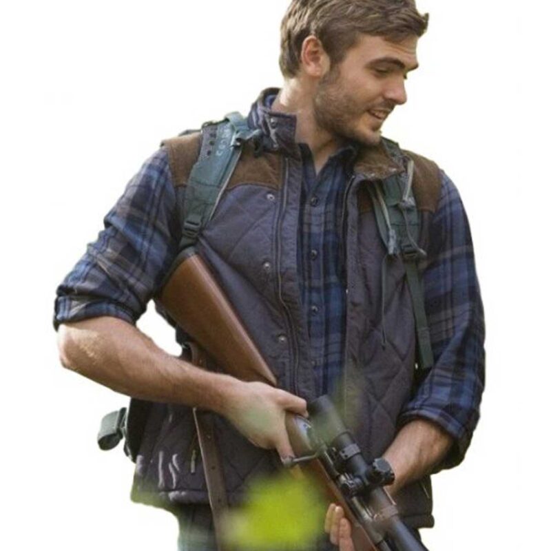 Alex Roe The 5th Wave Vest